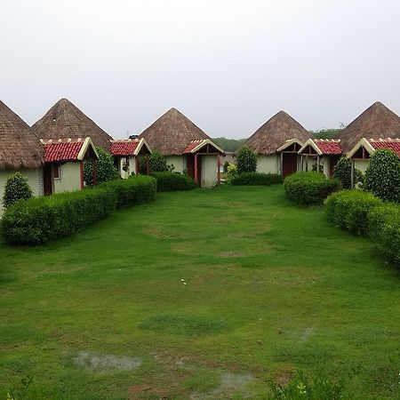 Rann Village Resort Bherandiala Ngoại thất bức ảnh