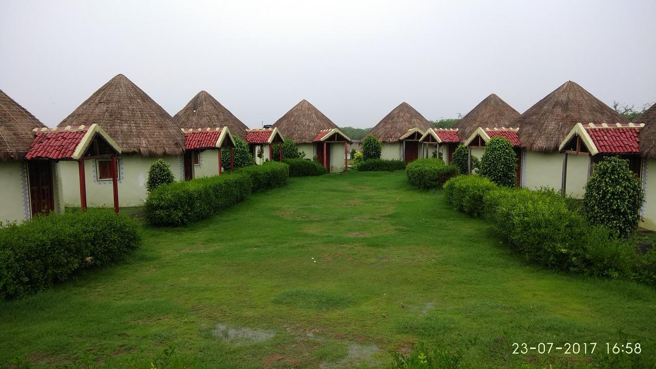 Rann Village Resort Bherandiala Ngoại thất bức ảnh